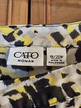 Cato Woman Yellow, Black and White Abstract Print Blouse